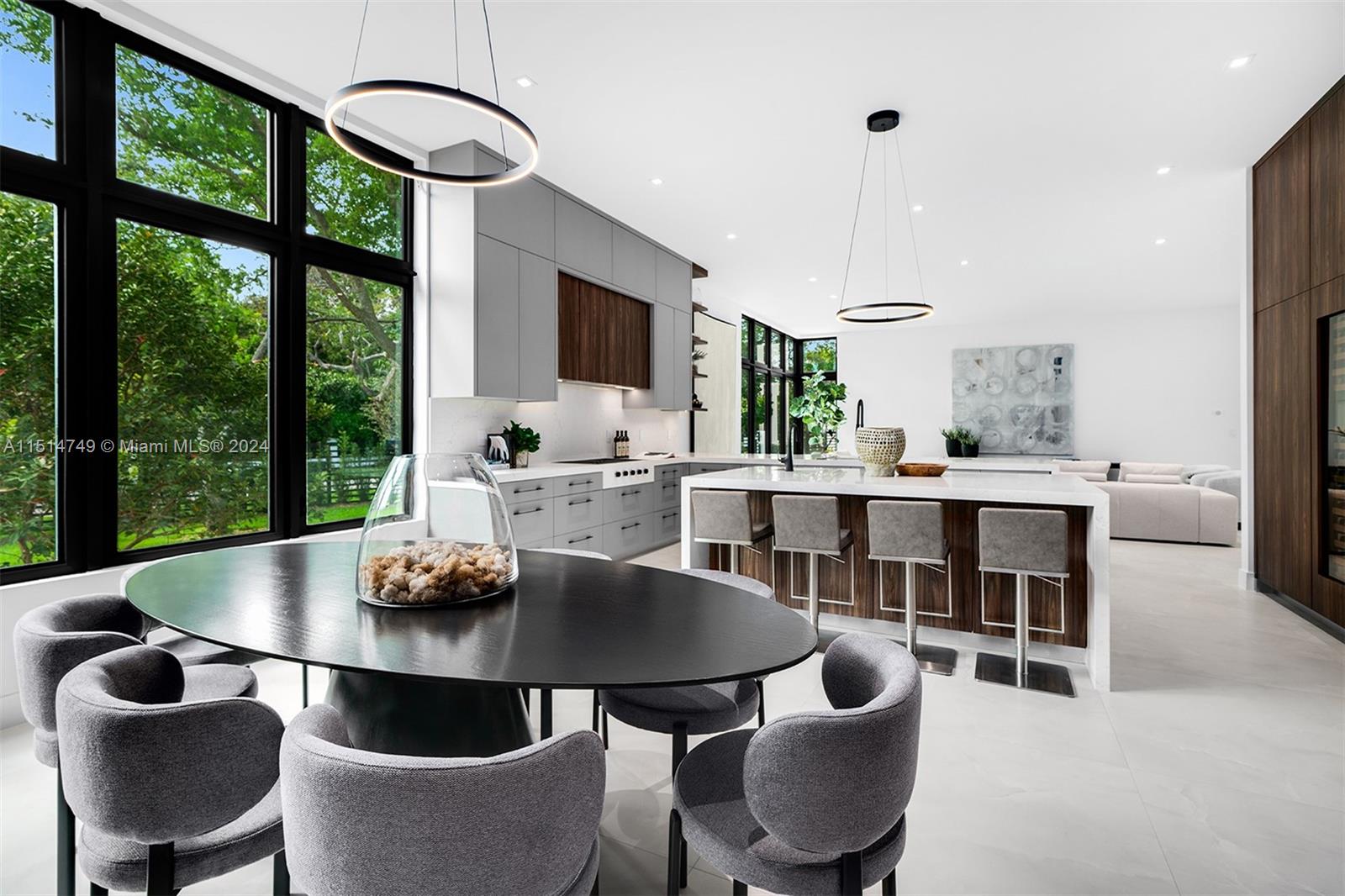 PINE ACRES ESTS - Residential