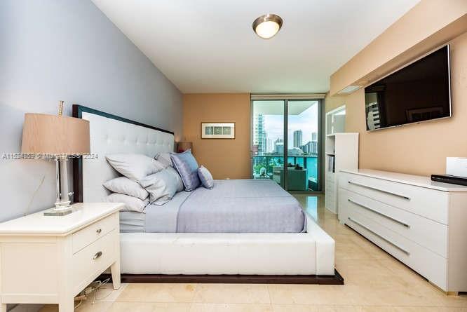 JADE RESIDENCES AT BRICKEL - Residential Lease
