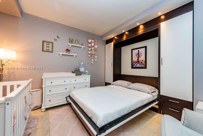 JADE RESIDENCES AT BRICKEL - Residential Lease