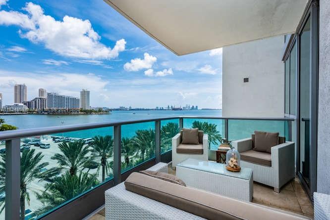 JADE RESIDENCES AT BRICKEL - Residential Lease