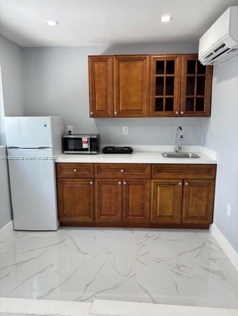 HEFTLER HOMES SUNSET PARK - Residential Lease