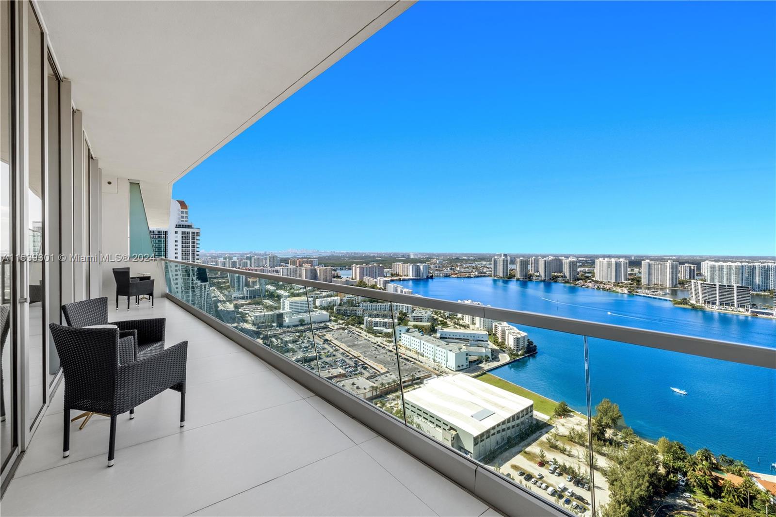 NORTH BISCAYNE BEACH AMEN - Residential