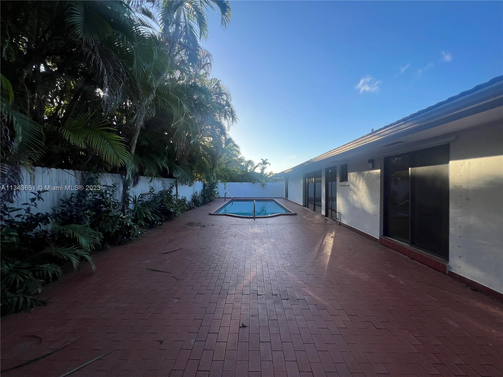 CLASCA-ROBAINA SUB - Residential Lease