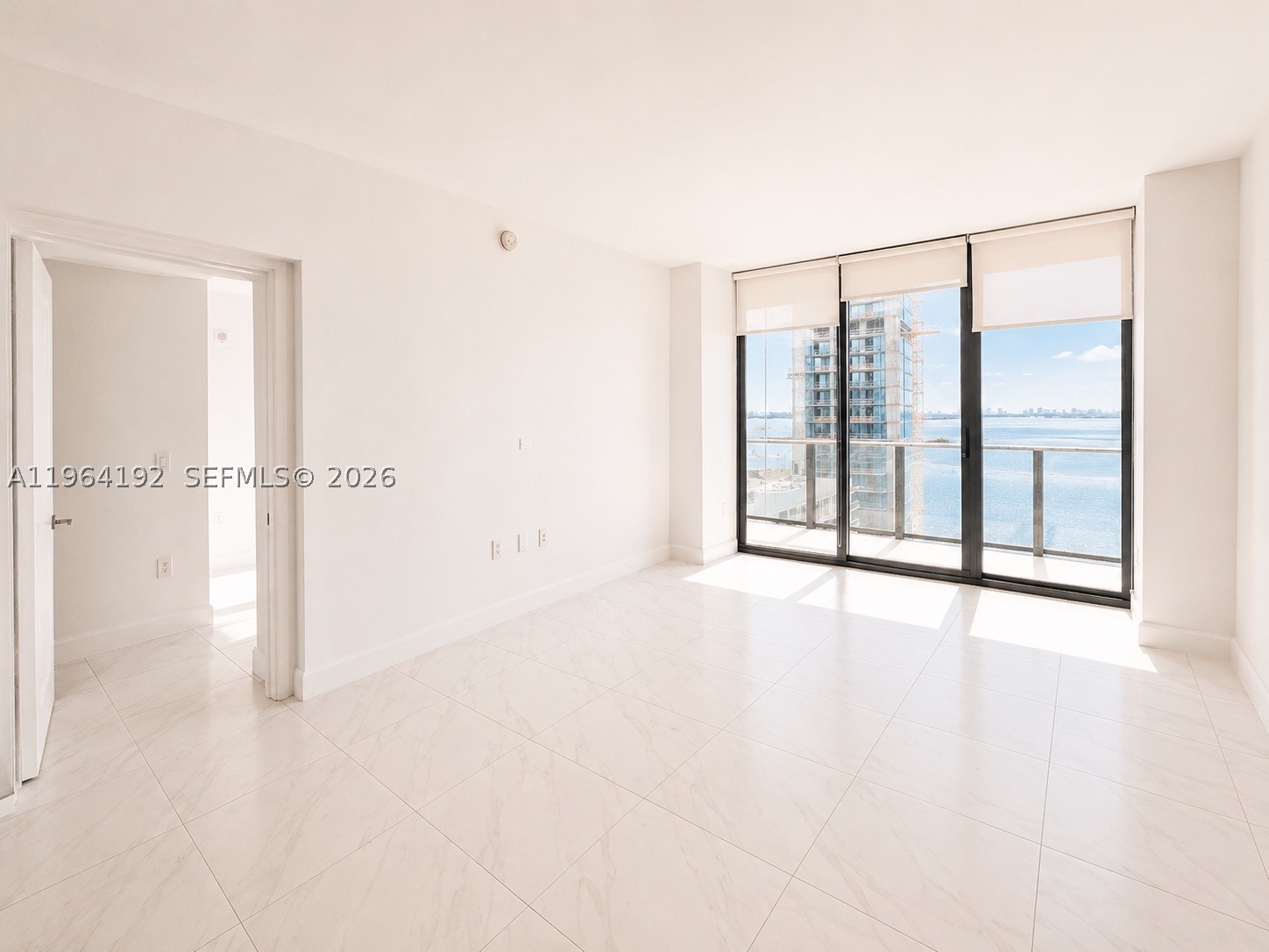 ICON BAY CONDO - Residential