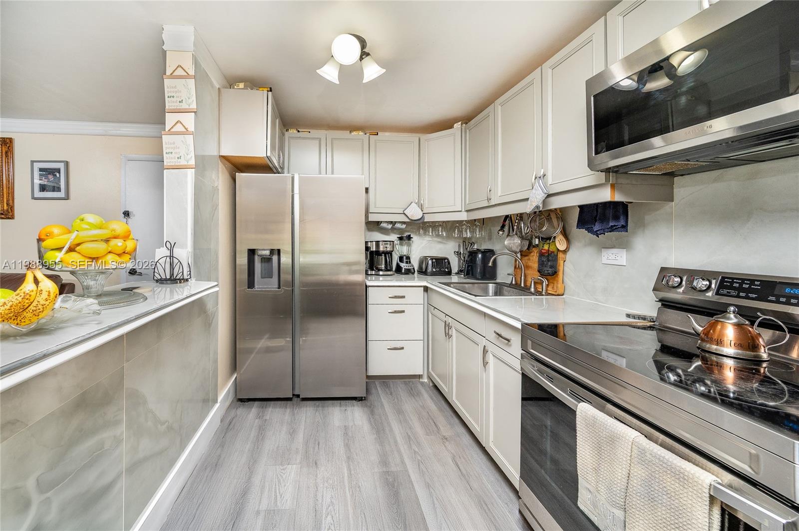 VILLA BELLINI CONDO - Residential