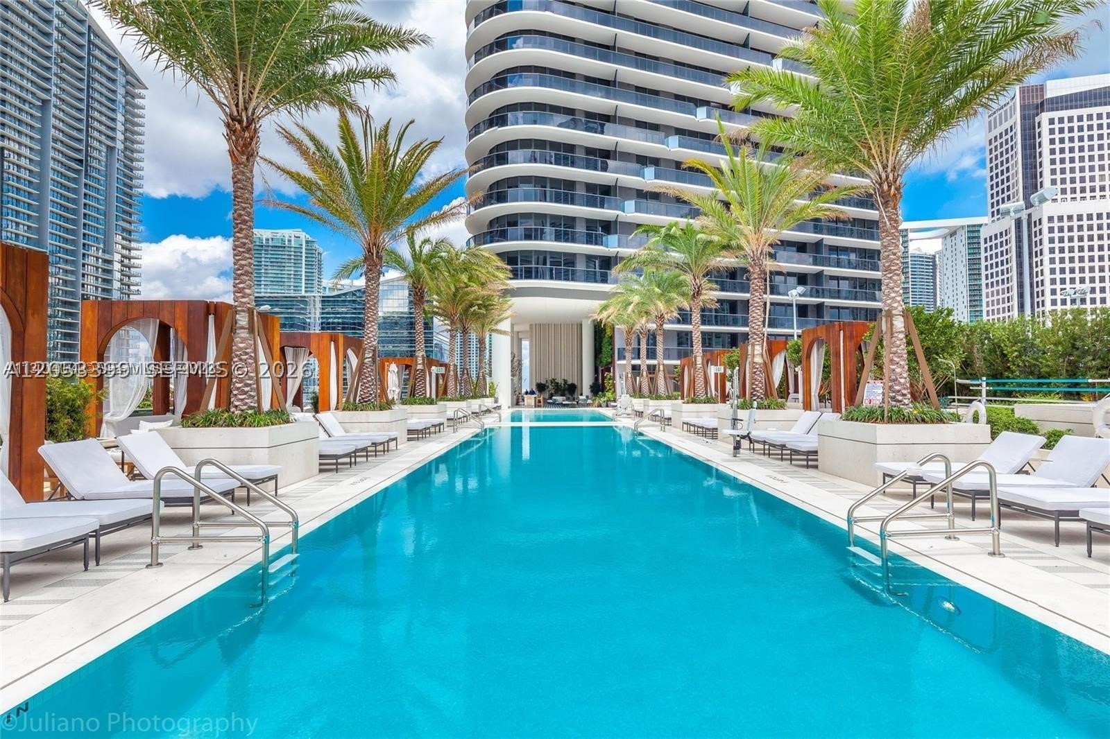 801 SMA RESIDENCES CONDO - Residential