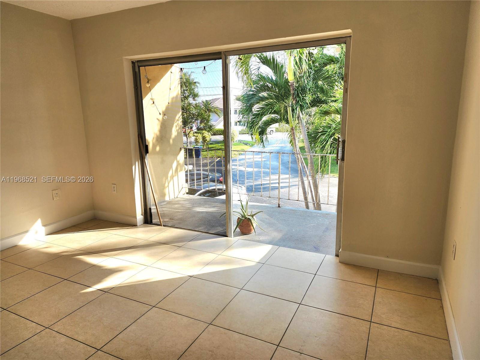 VILLAGE AT DADELAND CONDO - Residential Lease