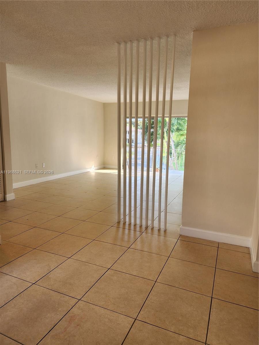 VILLAGE AT DADELAND CONDO - Residential Lease