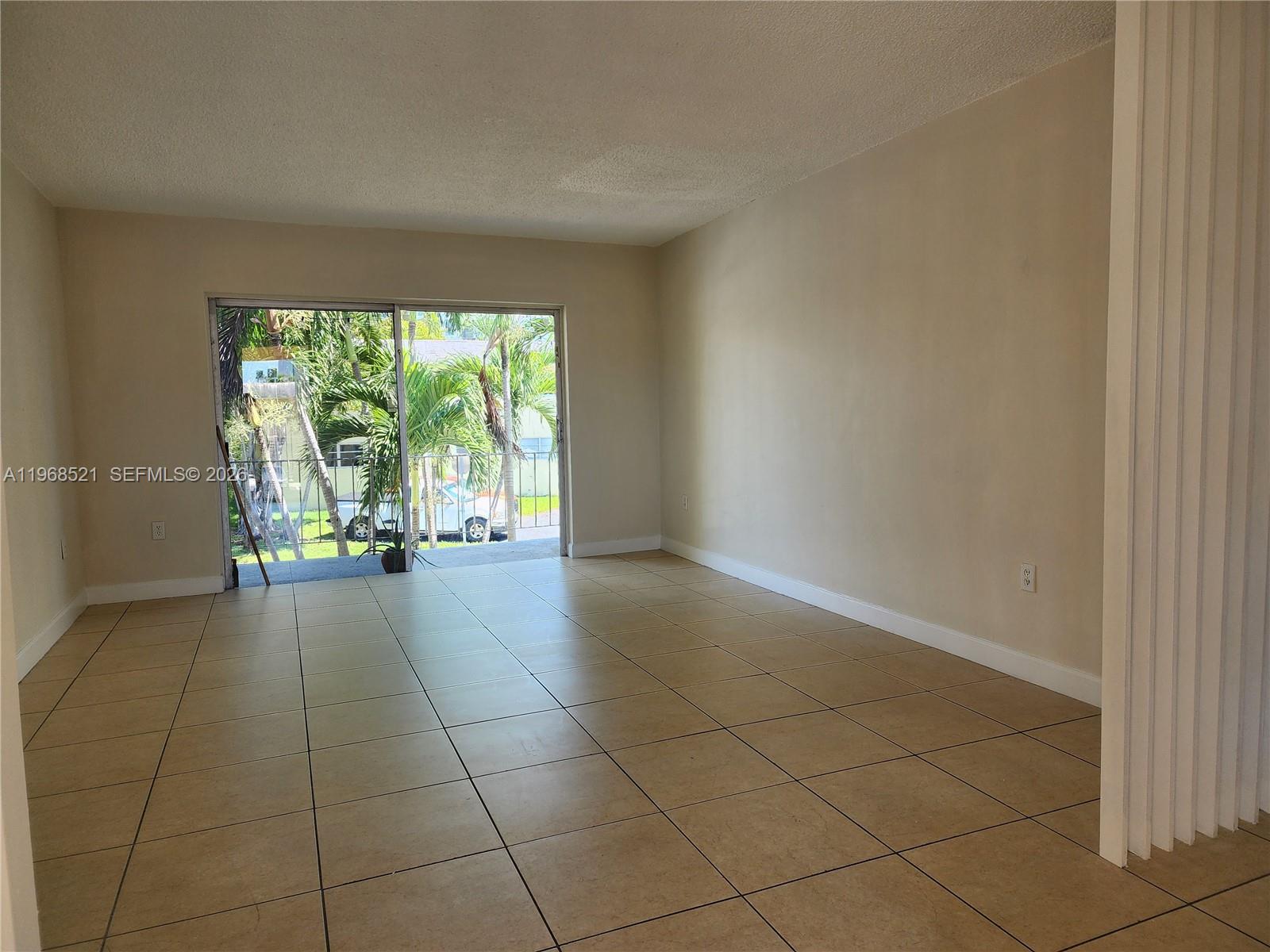 VILLAGE AT DADELAND CONDO - Residential Lease