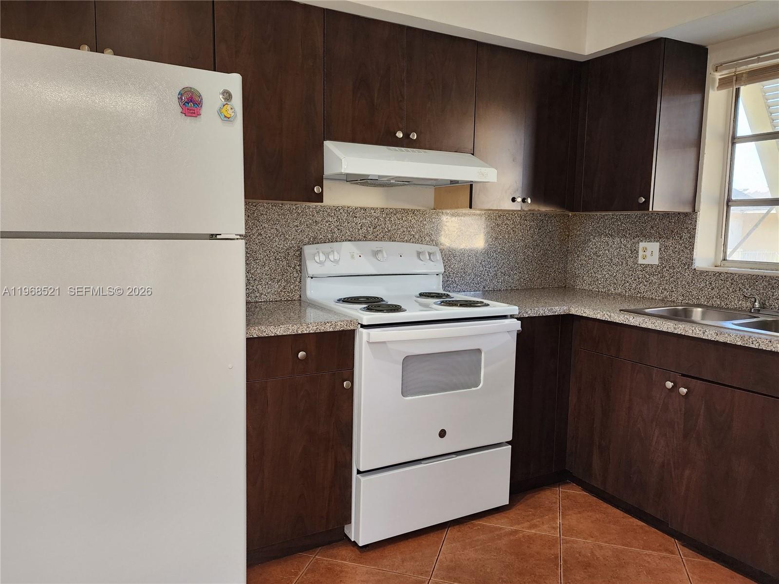 VILLAGE AT DADELAND CONDO - Residential Lease