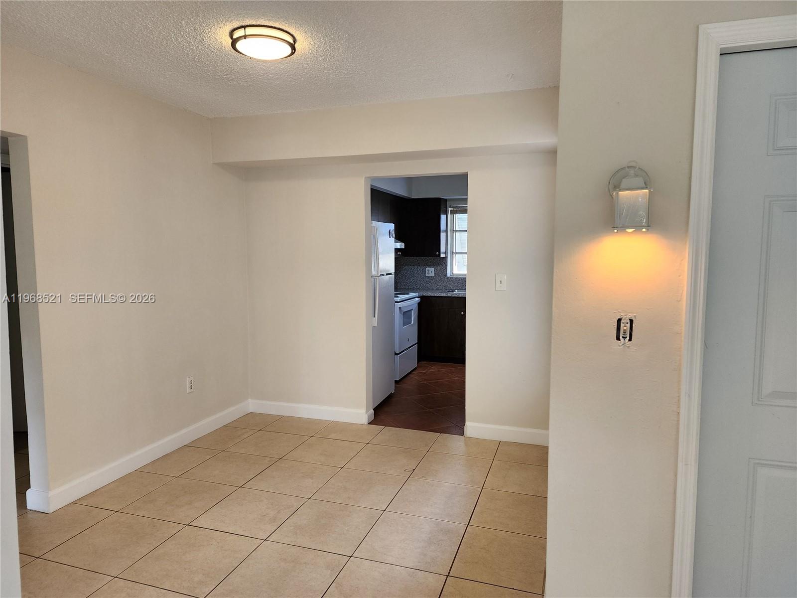 VILLAGE AT DADELAND CONDO - Residential Lease