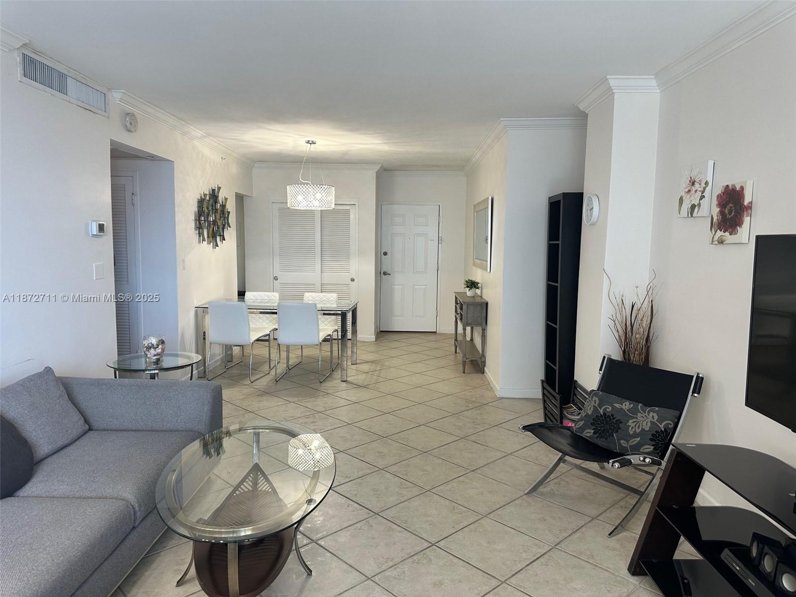 WAVE CONDO - Residential