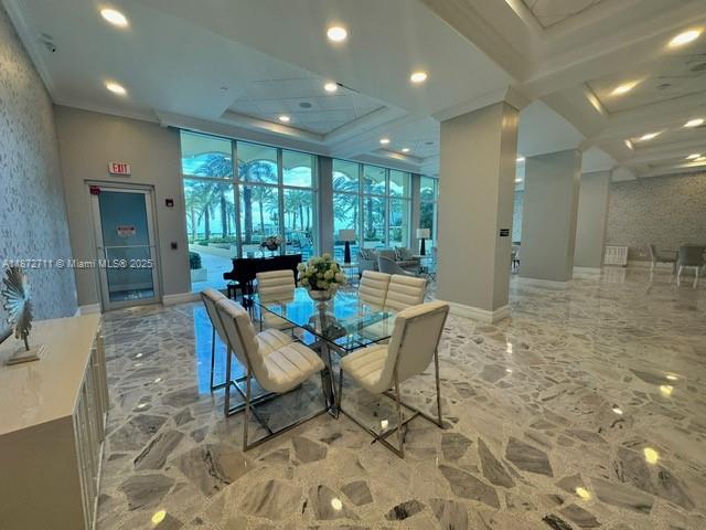 WAVE CONDO - Residential