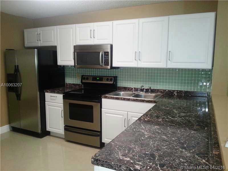 Totally renovated large 1 bedroom unit. Updated kitchen with high end appliances, updated bathroom, freshly painted, finished walk-in closet, beautiful flooring throughout, washer/dryer in unit. This unit will not last for this price. Complex has swimming pool, playgrounds, and is gated all the way around.
