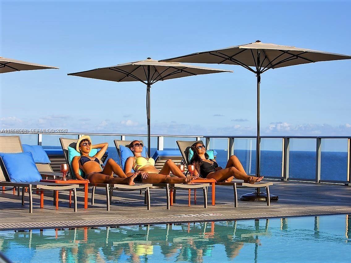 4111 SOUTH OCEAN DRIVE CO - Residential