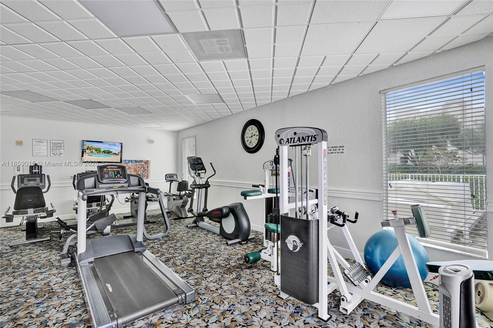 SOUTHAMPTON CONDOMINIUM G - Residential