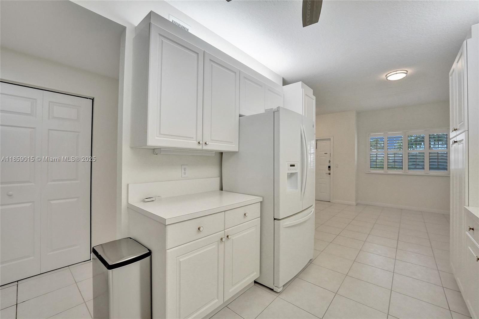 SOUTHAMPTON CONDOMINIUM G - Residential