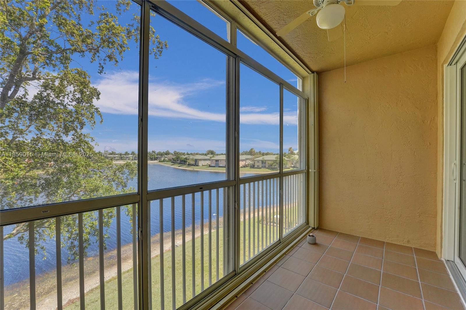 SOUTHAMPTON CONDOMINIUM G - Residential