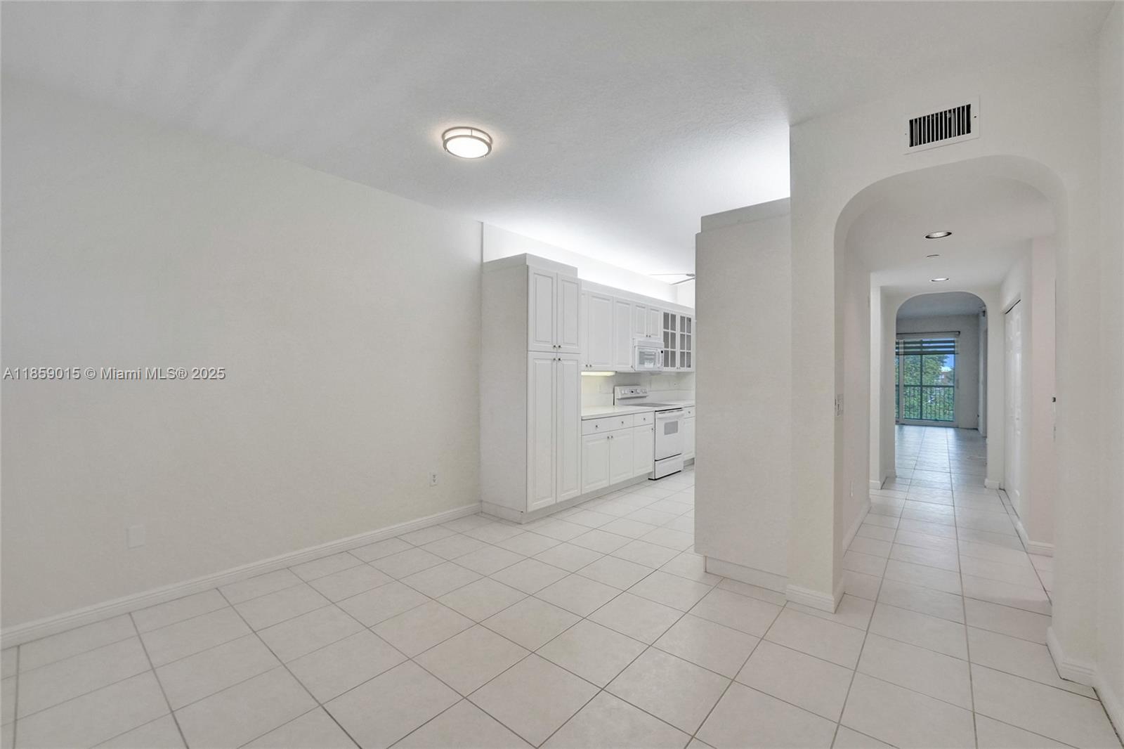 SOUTHAMPTON CONDOMINIUM G - Residential