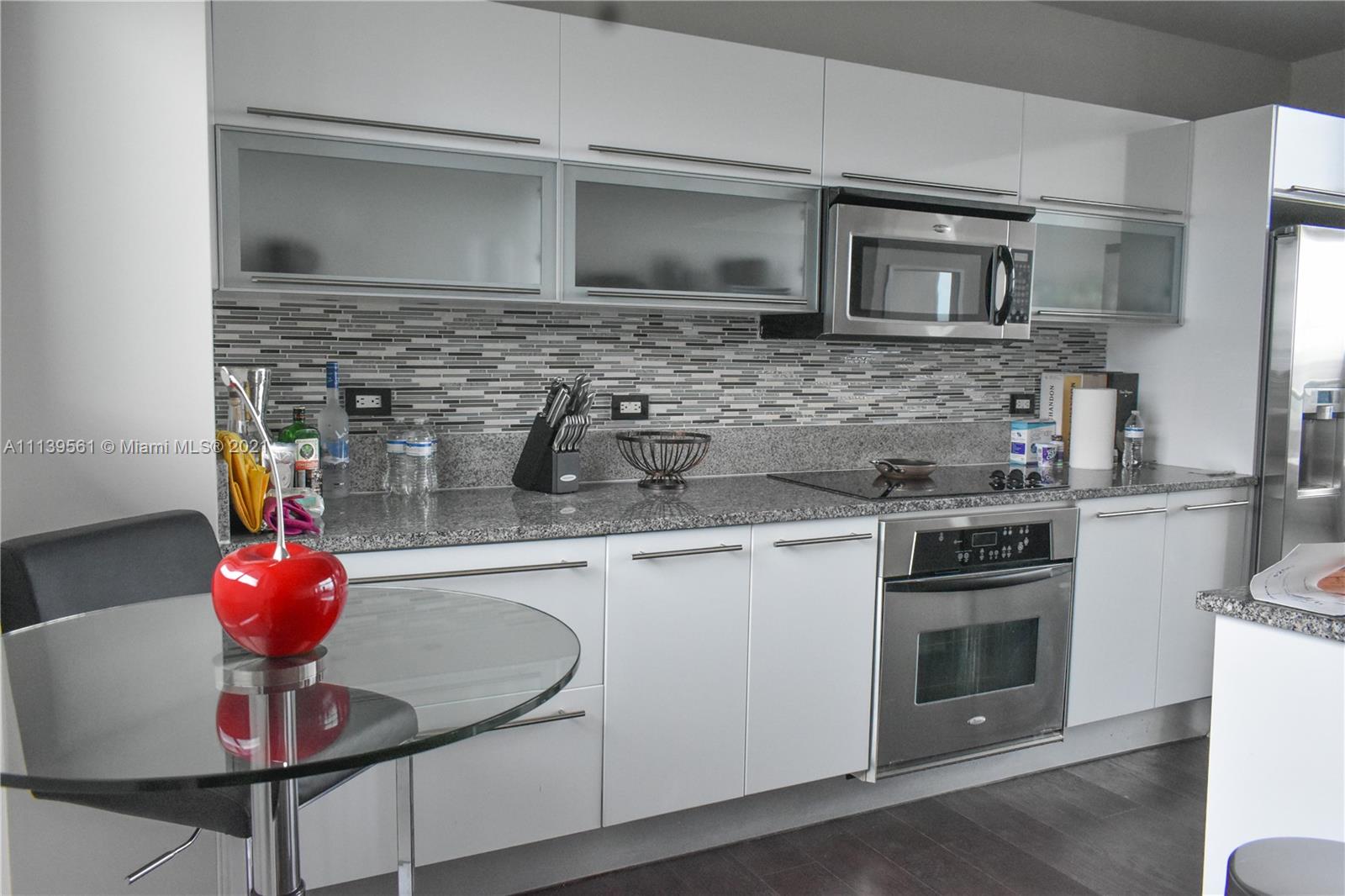 MARINABLUE CONDO - Residential Lease