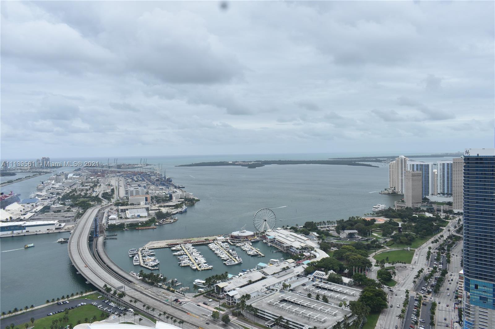 MARINABLUE CONDO - Residential Lease