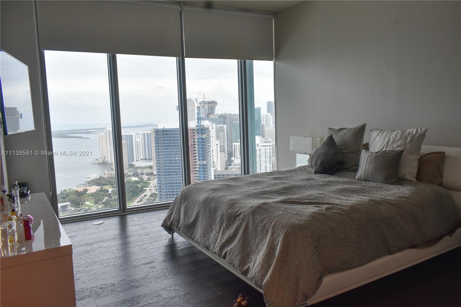 MARINABLUE CONDO - Residential Lease