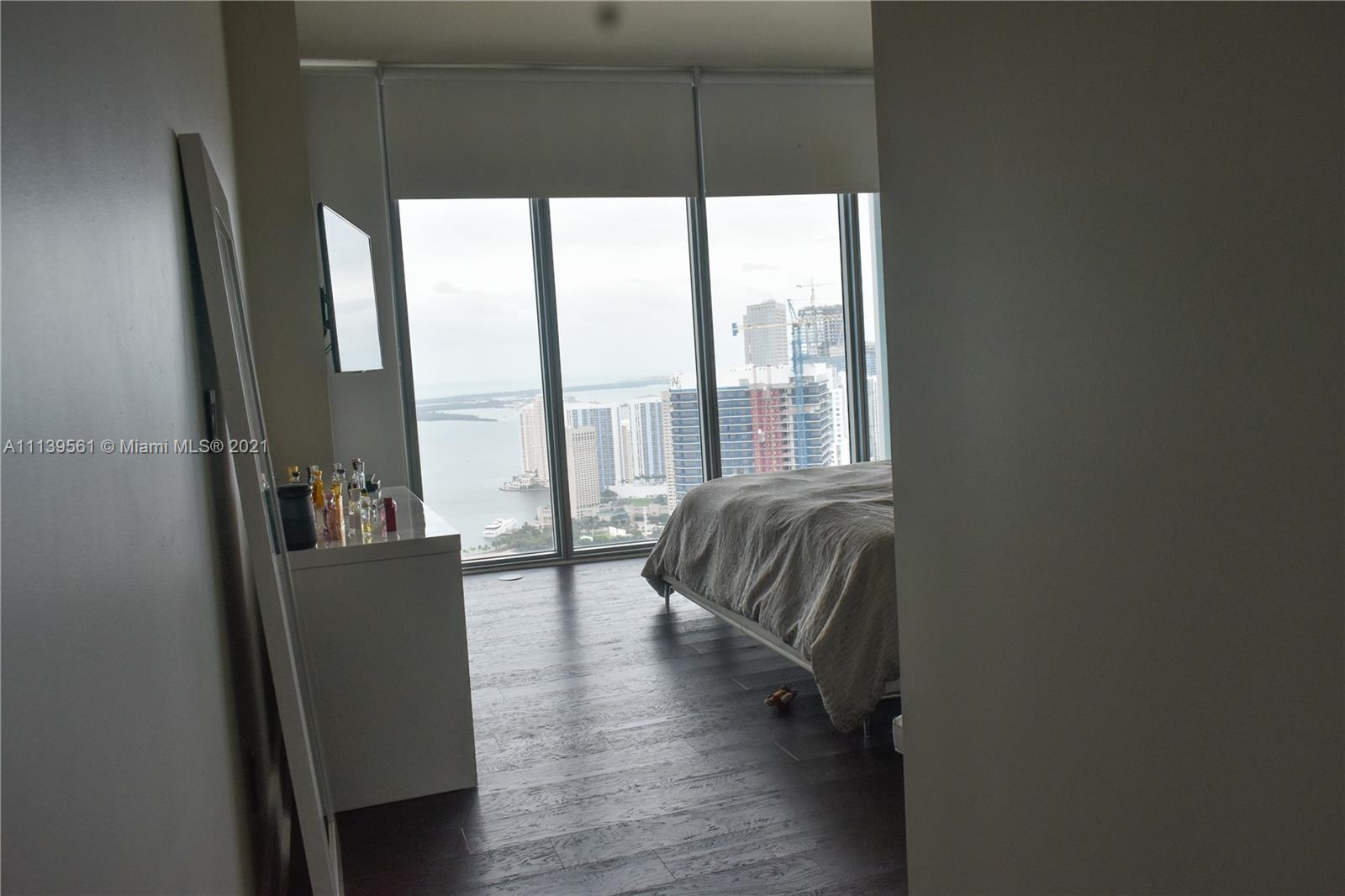 MARINABLUE CONDO - Residential Lease