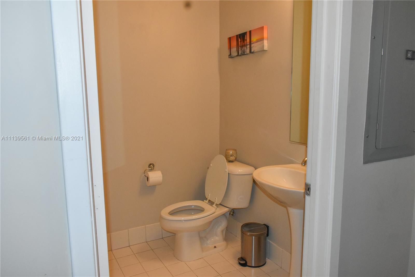 MARINABLUE CONDO - Residential Lease