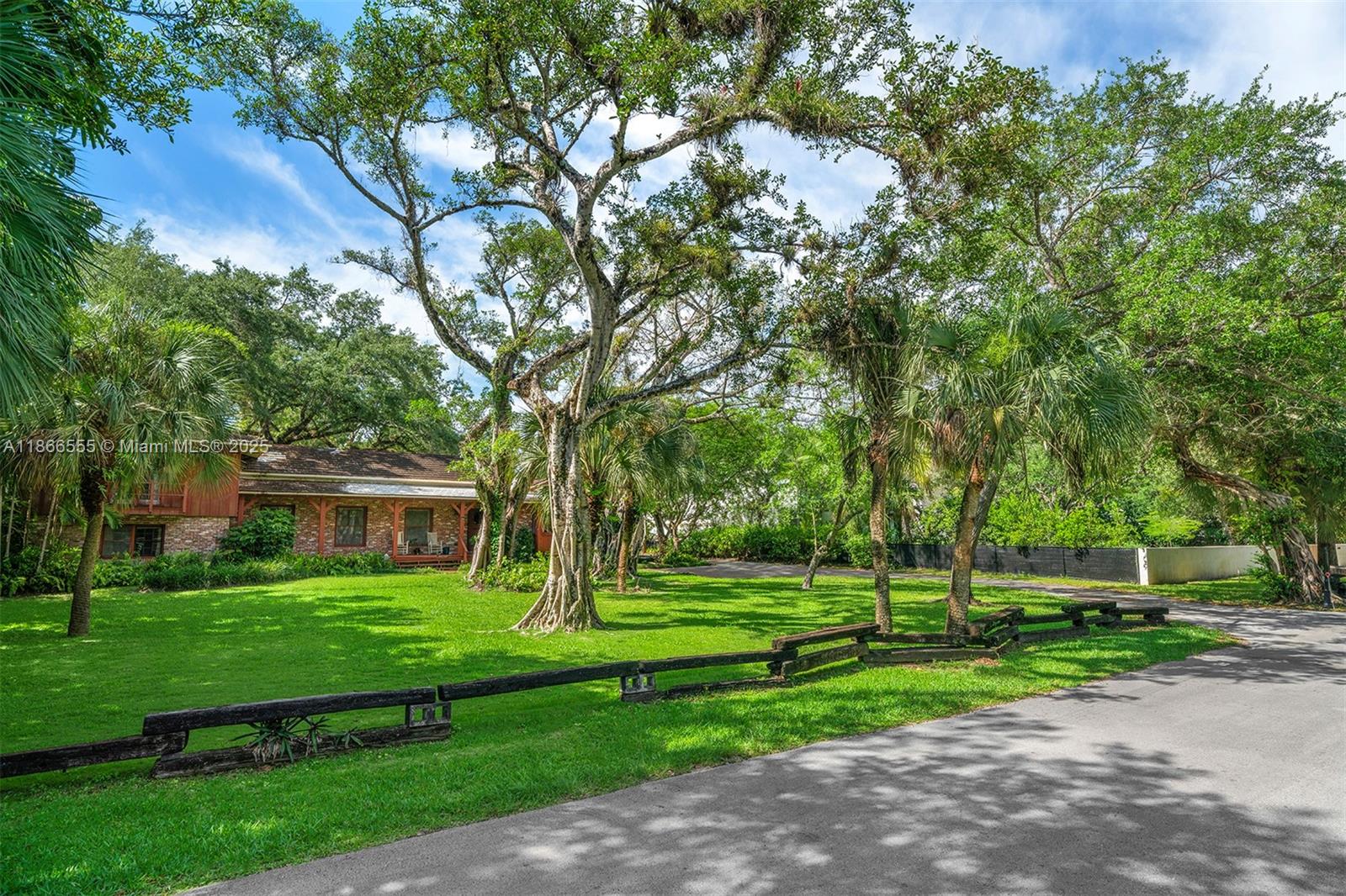 AVOCADO LAND CO SEC 6 - Residential