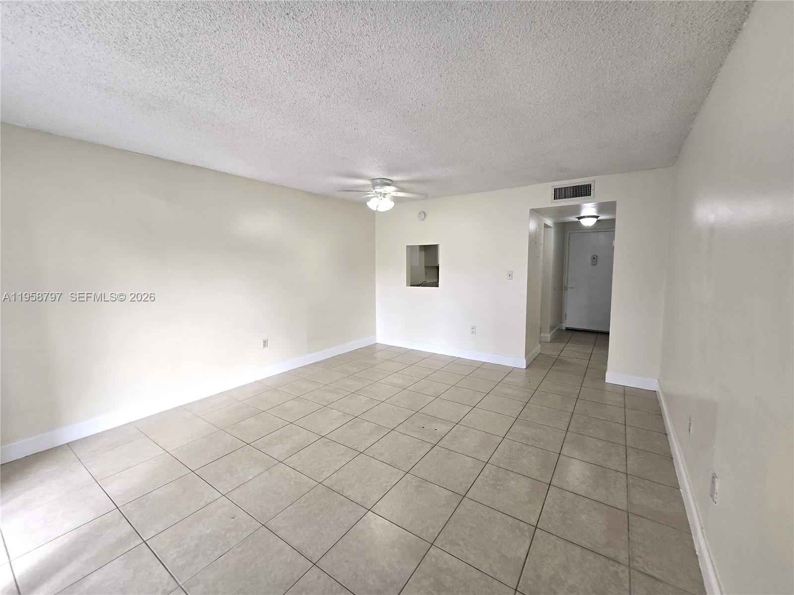 HERITAGE CIRCLE CONDO - Residential