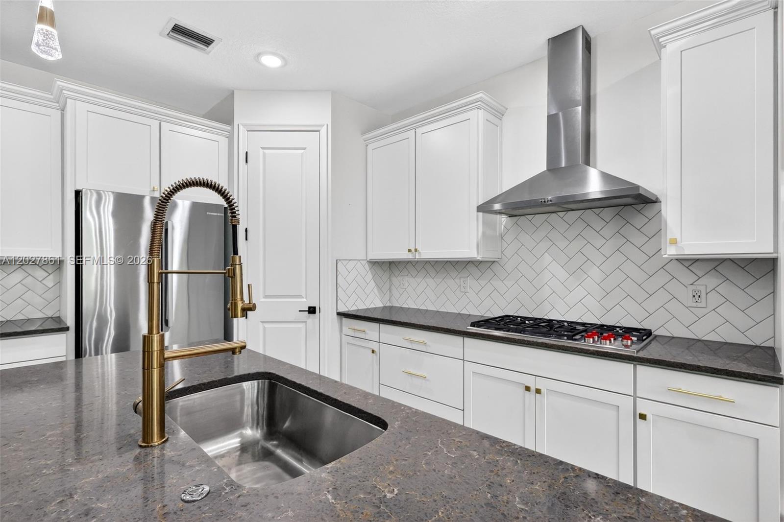 HERON PRESERVE @ TRADITION - Residential