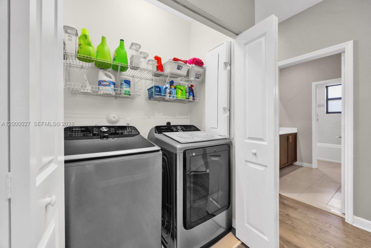 S ALLAPATTAH GARDENS - Residential