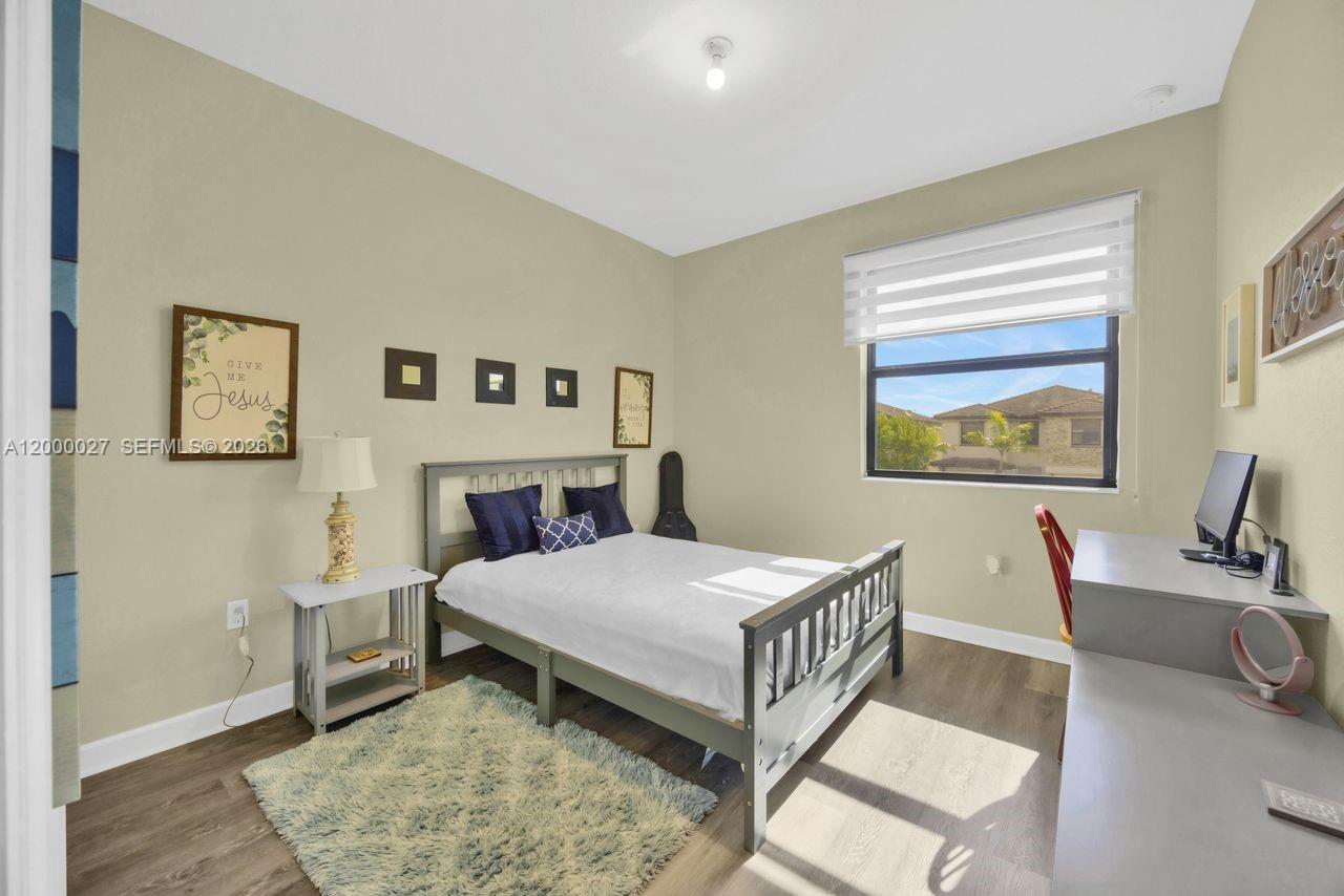 S ALLAPATTAH GARDENS - Residential