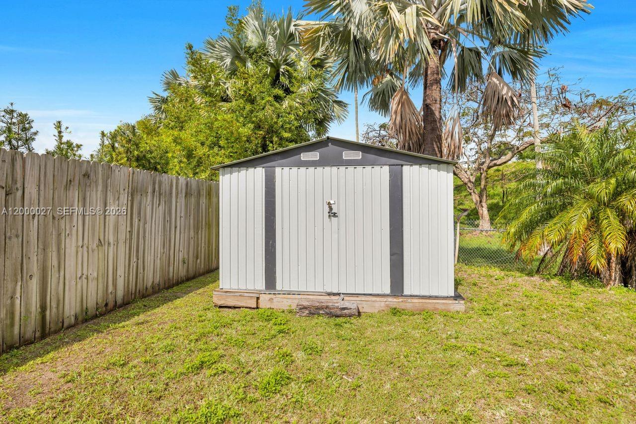 S ALLAPATTAH GARDENS - Residential