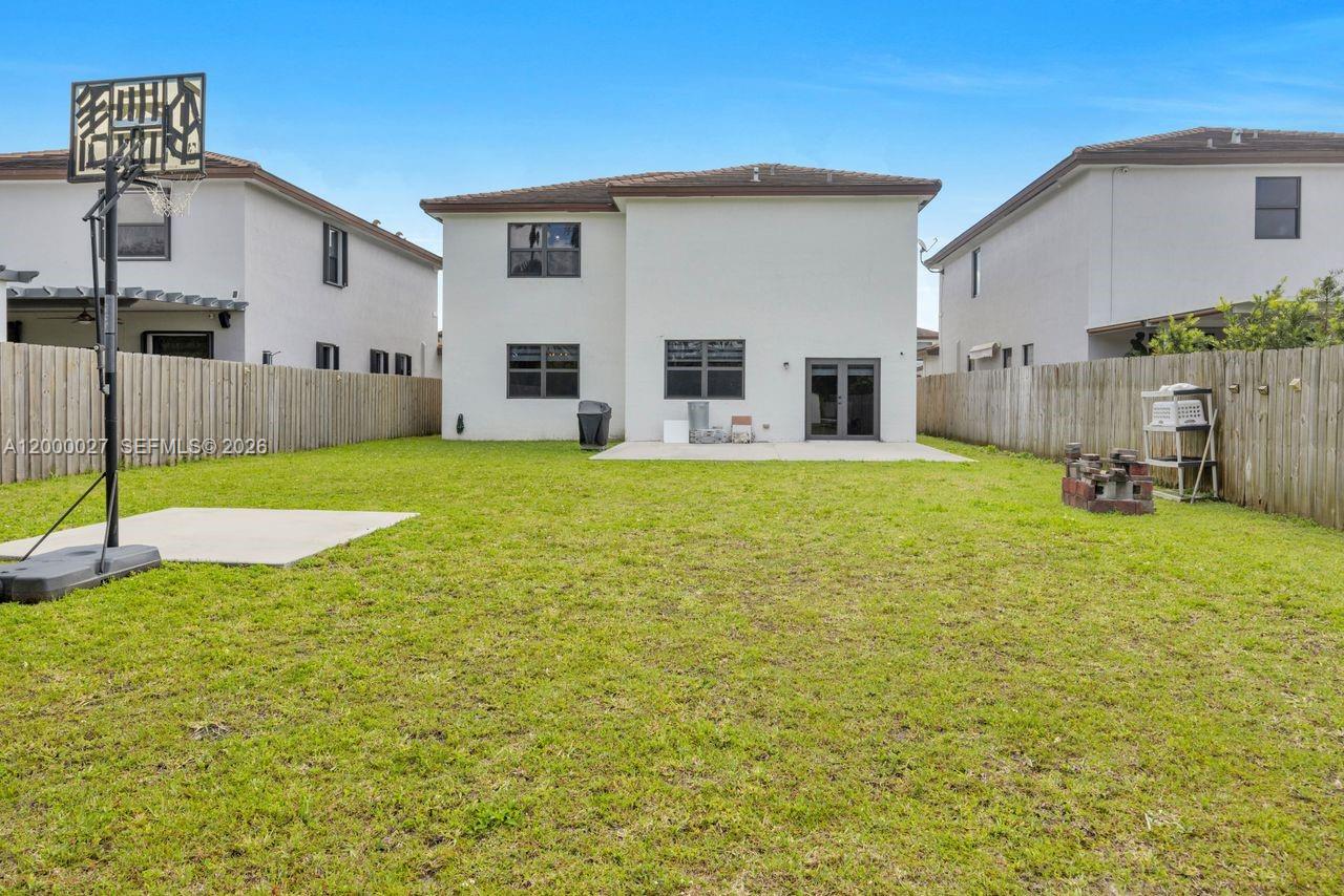 S ALLAPATTAH GARDENS - Residential