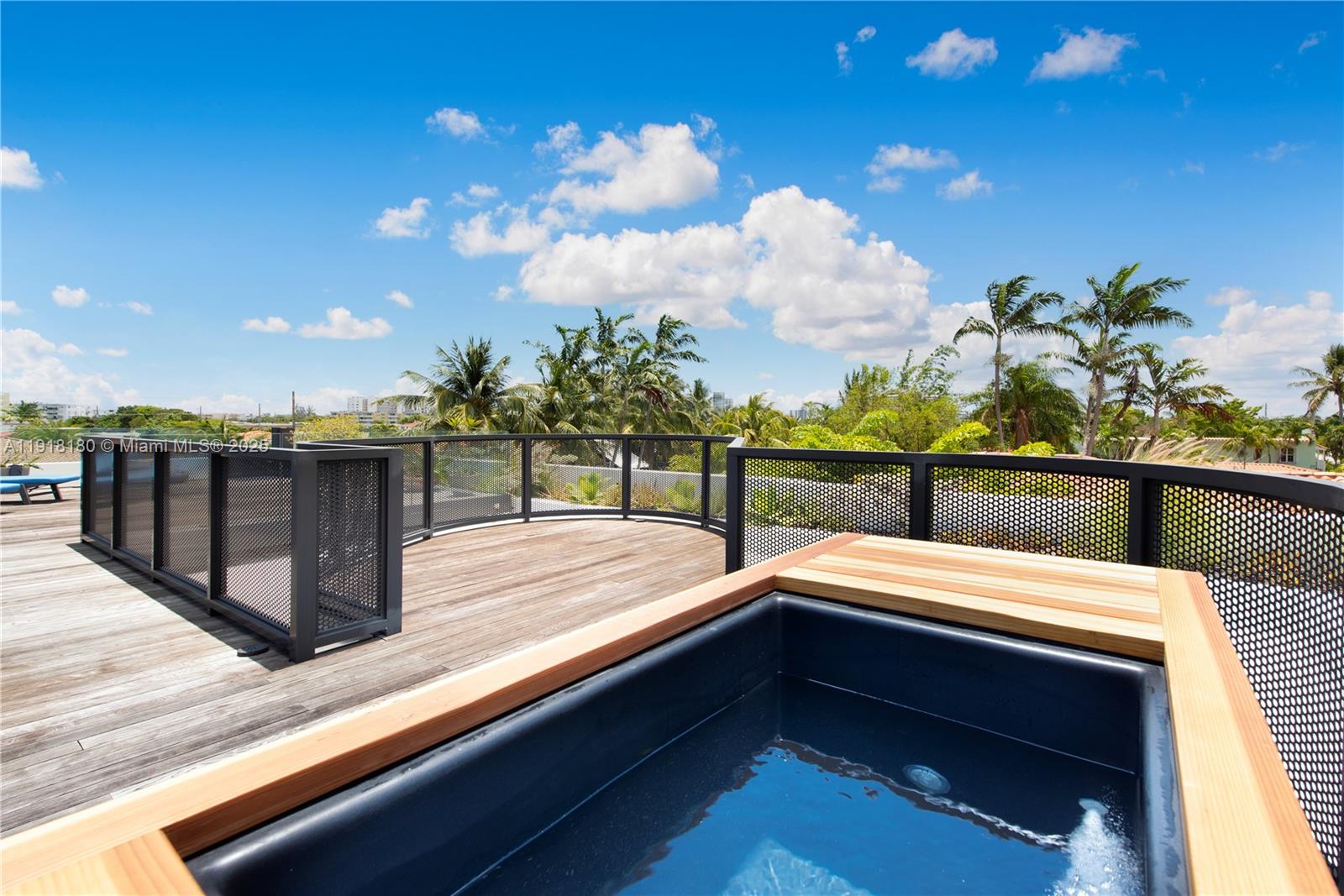 BISCAYNE POINT - Residential Lease