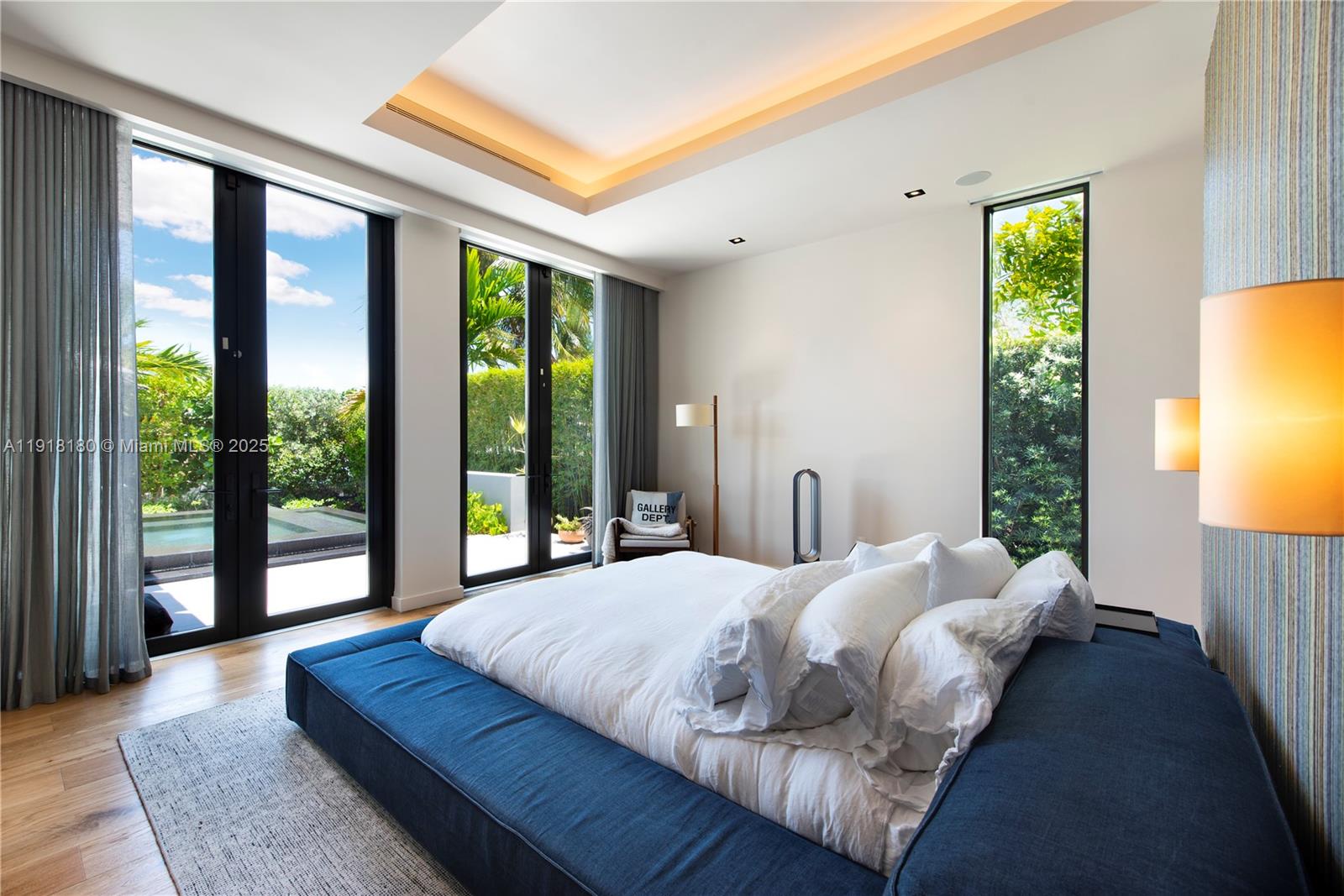 BISCAYNE POINT - Residential Lease