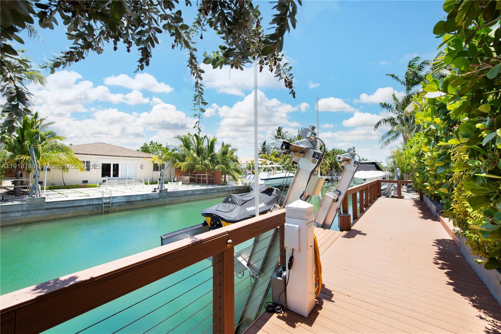 BISCAYNE POINT - Residential Lease