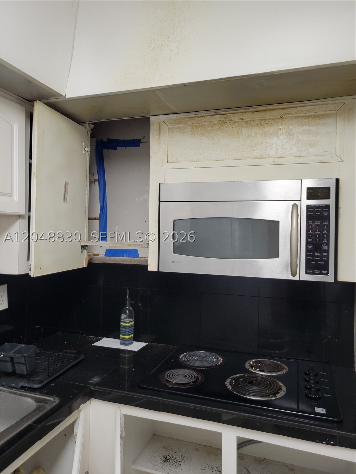 OCEANVIEW BUILDING A COND - Residential