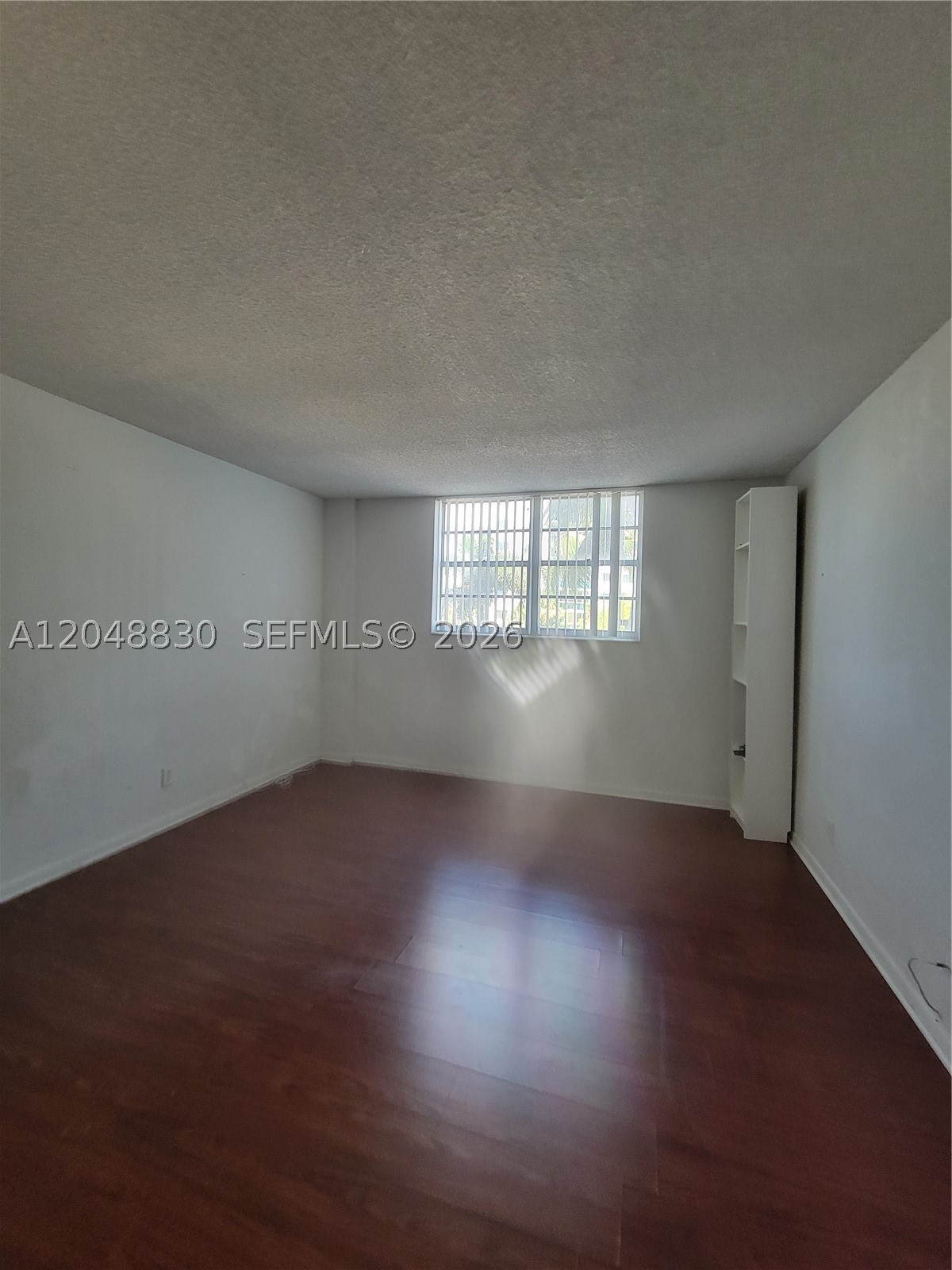 OCEANVIEW BUILDING A COND - Residential