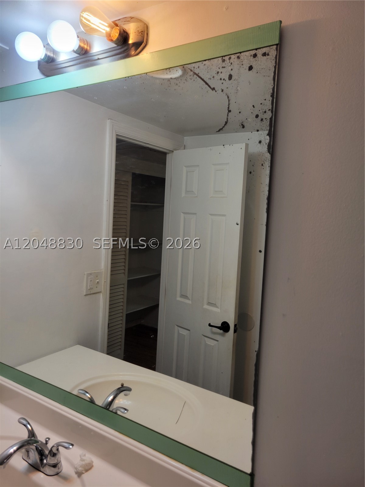 OCEANVIEW BUILDING A COND - Residential