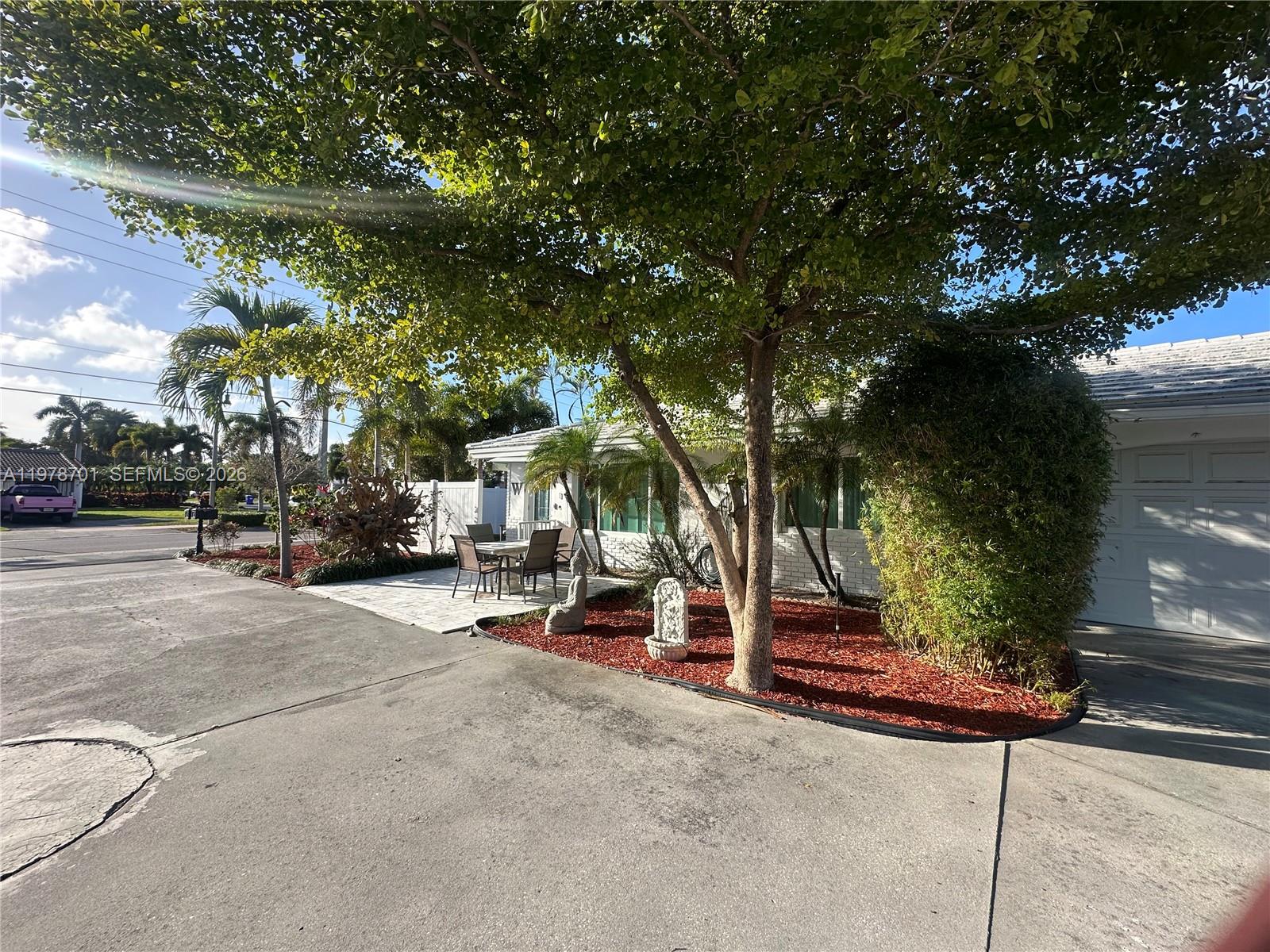 SILVER SHORES SEC OF LAUD - Residential Income