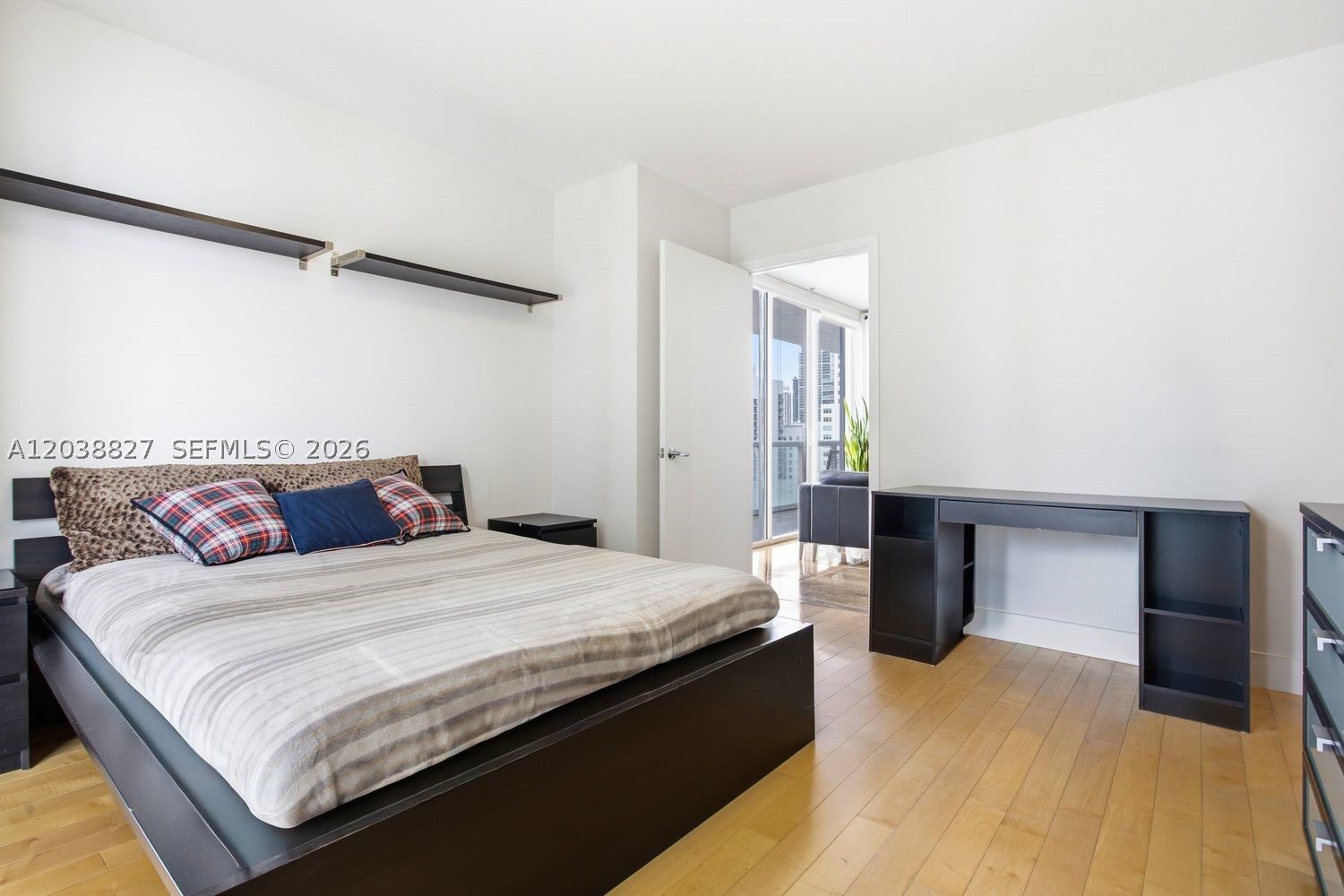 50 BISCAYNE CONDO - Residential