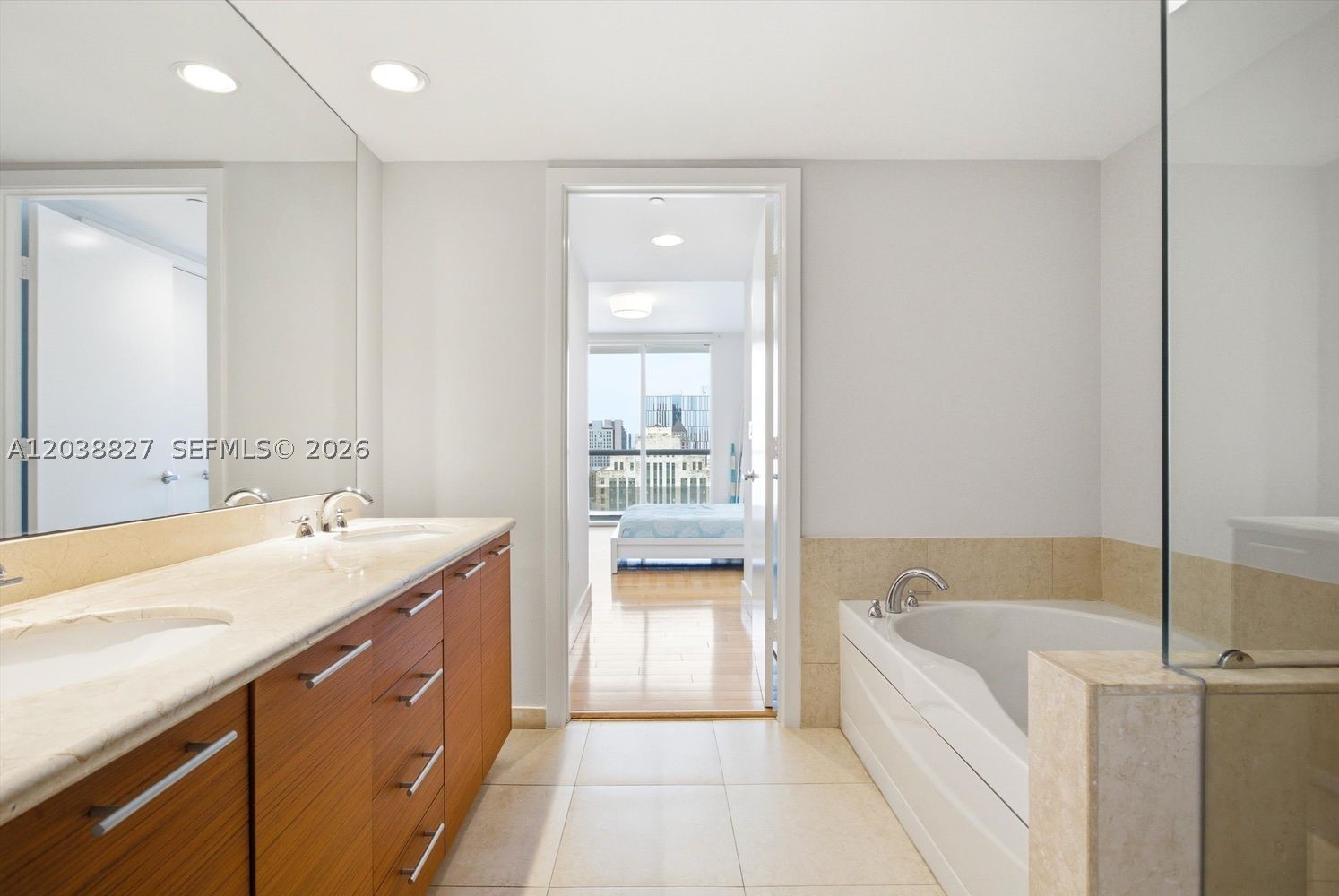 50 BISCAYNE CONDO - Residential