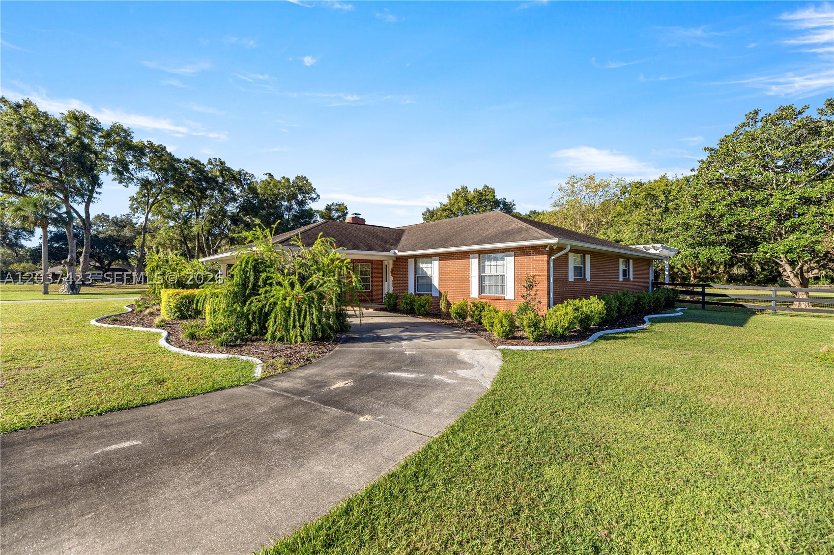 COUNTRYSIDE FARMS OF OCALA - Residential Lease