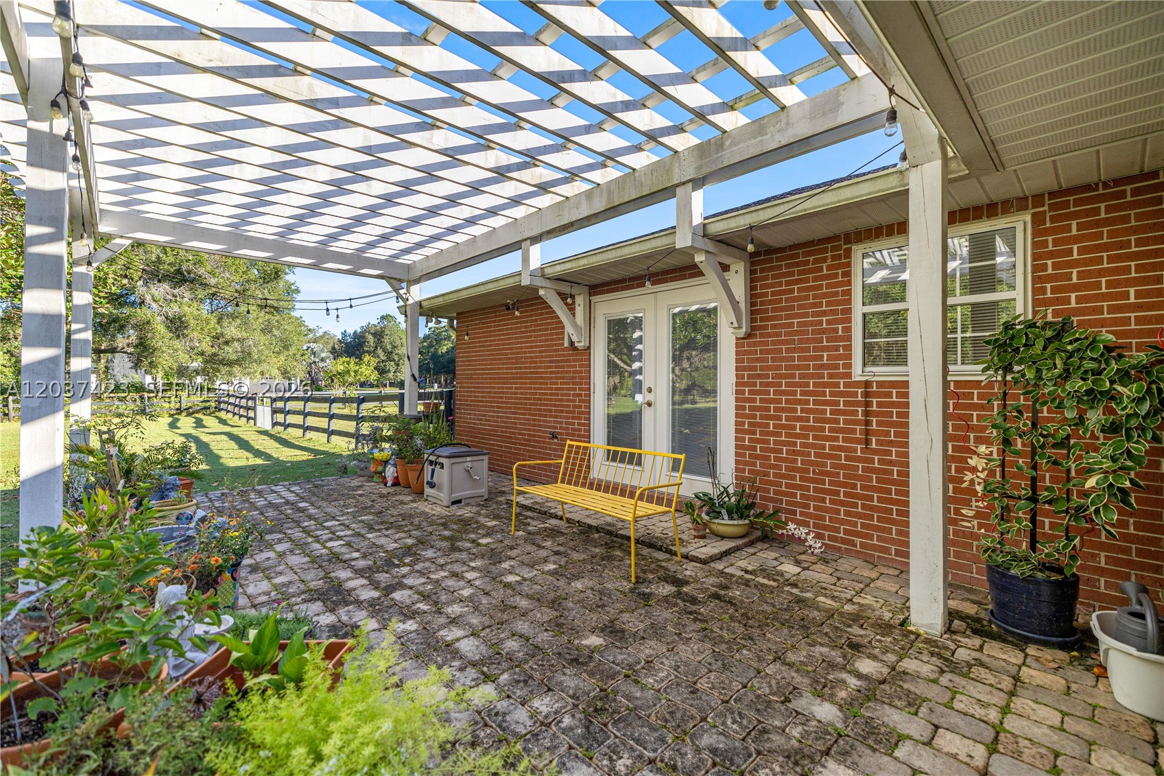 COUNTRYSIDE FARMS OF OCALA - Residential Lease