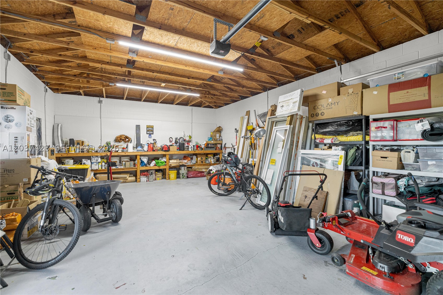 COUNTRYSIDE FARMS OF OCALA - Residential Lease