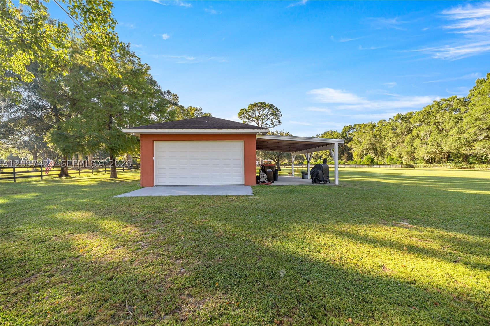COUNTRYSIDE FARMS OF OCALA - Residential Lease
