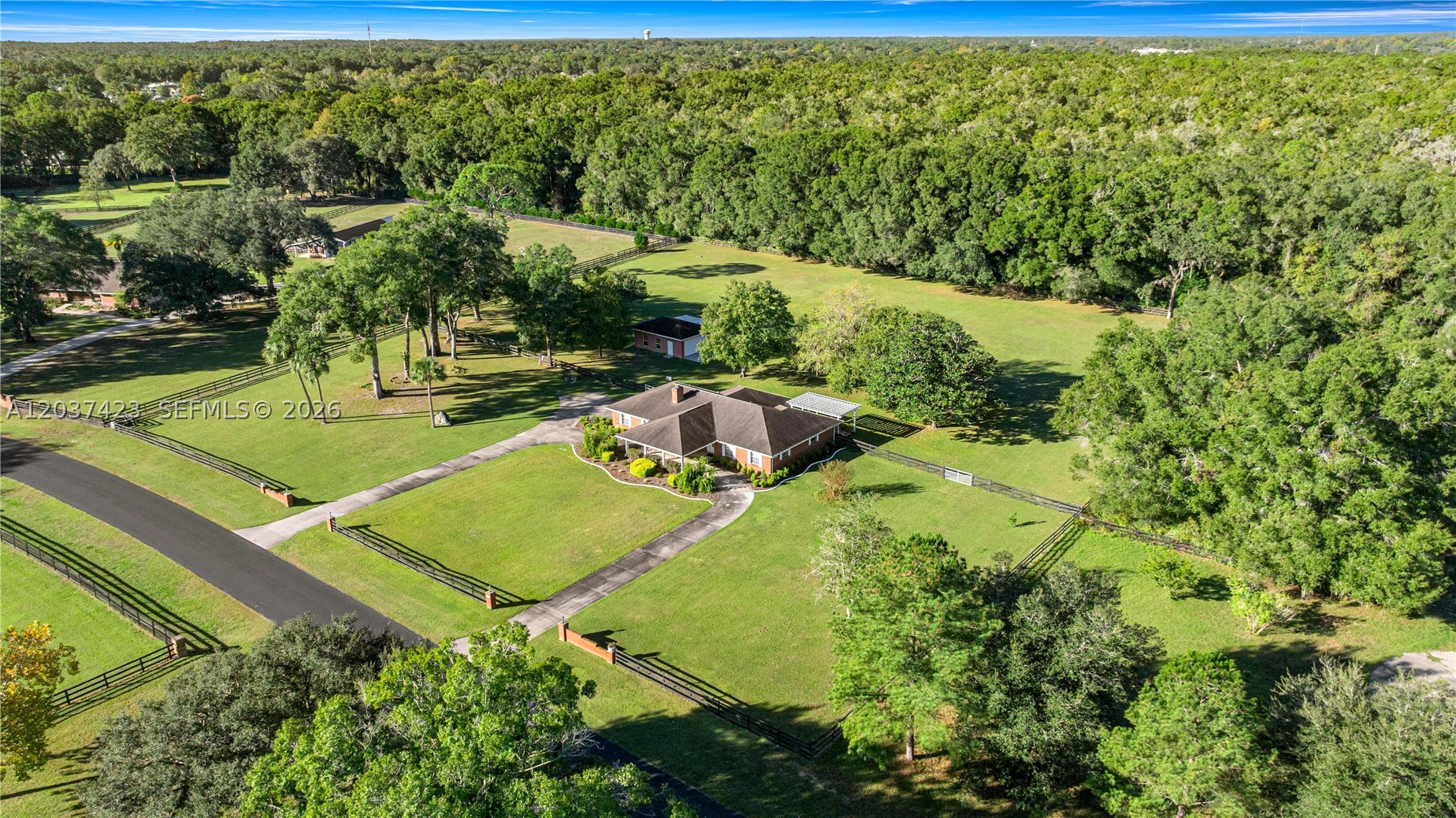 COUNTRYSIDE FARMS OF OCALA - Residential Lease