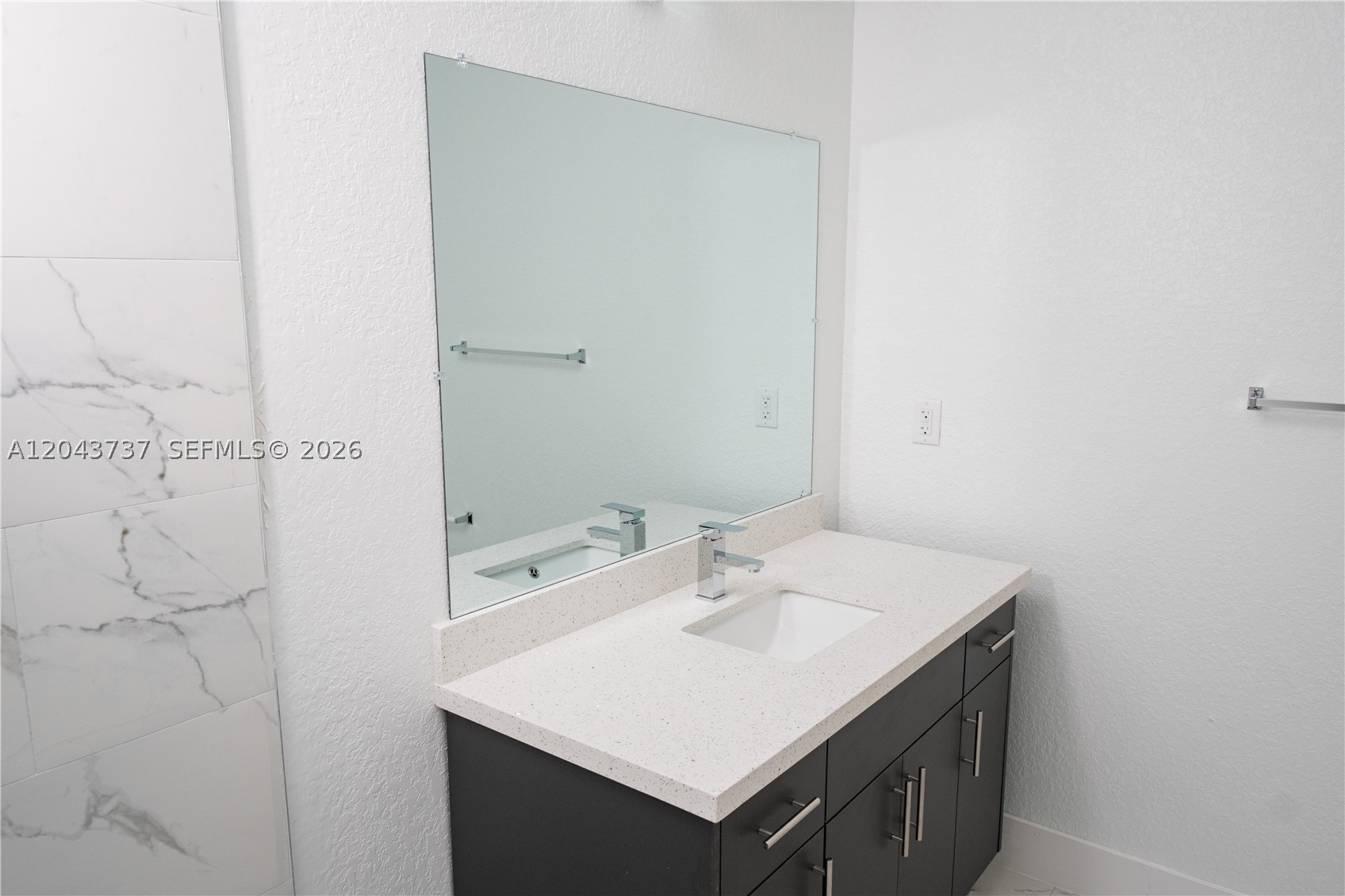 FRANKLIN PARK - Residential Lease